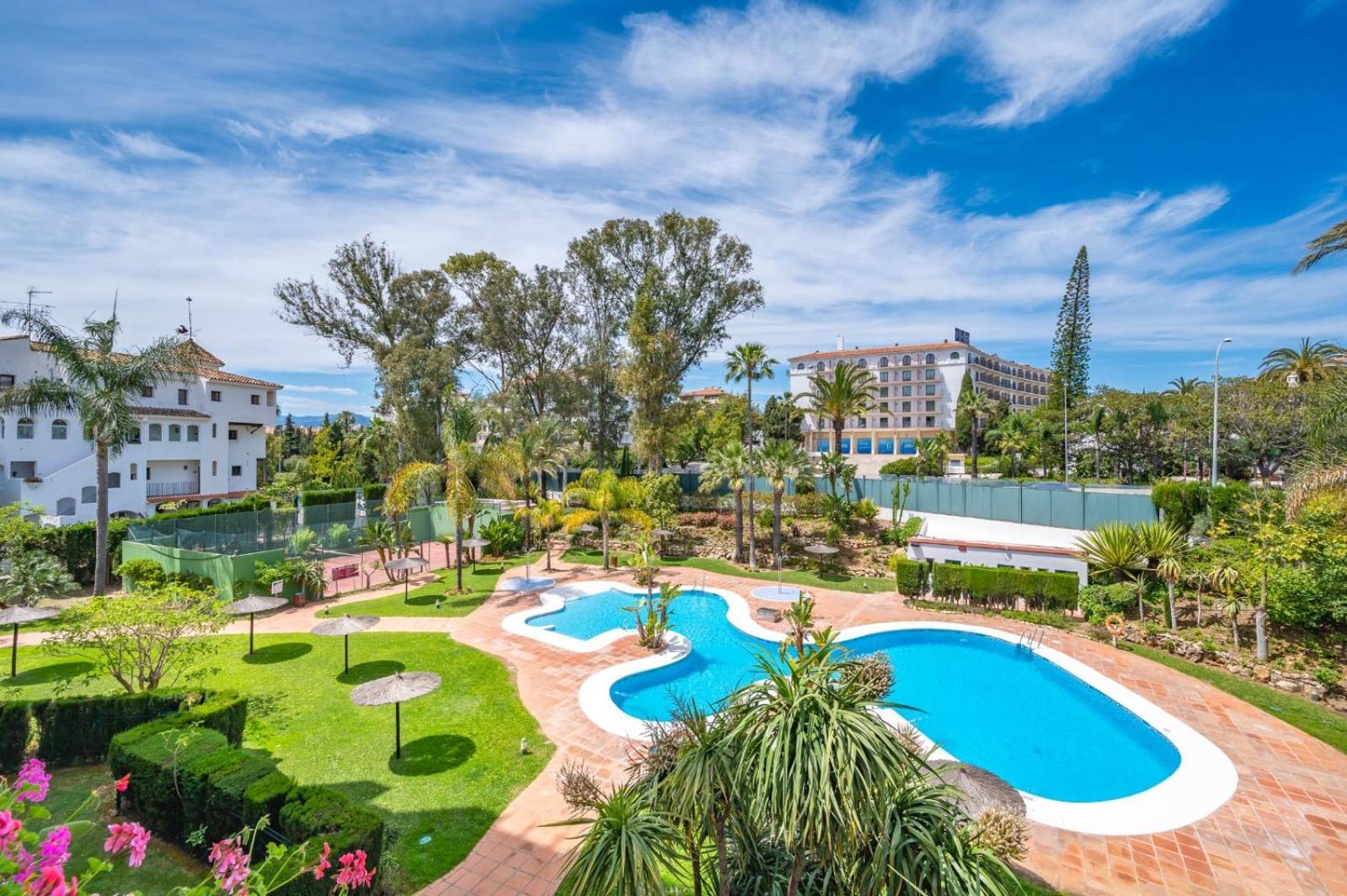 2 Bedroom Apartment In Medina Garden - Puerto Banus Marbella Bagian luar foto