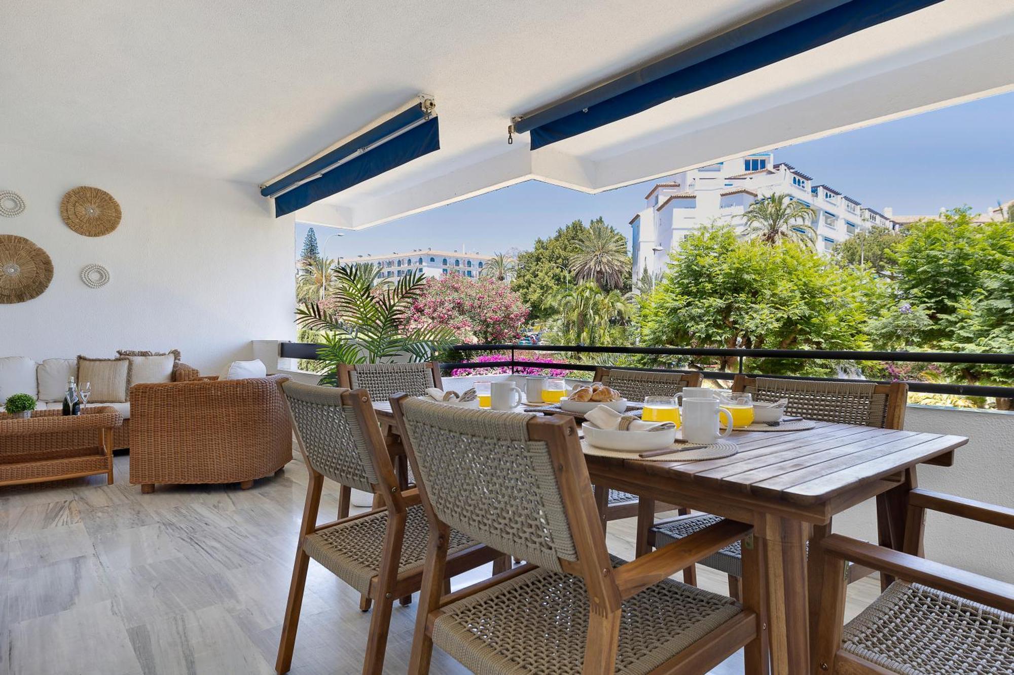 2 Bedroom Apartment In Medina Garden - Puerto Banus Marbella Bagian luar foto